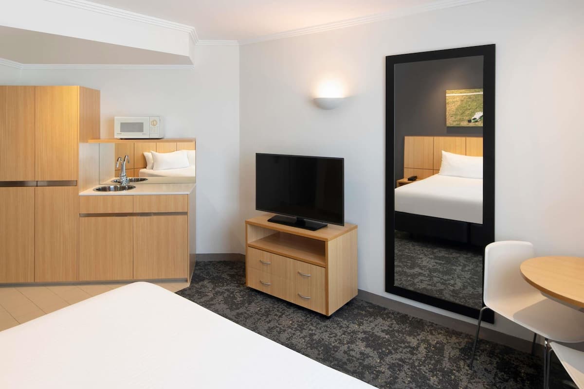 In-room safe, desk, laptop workspace, iron/ironing board