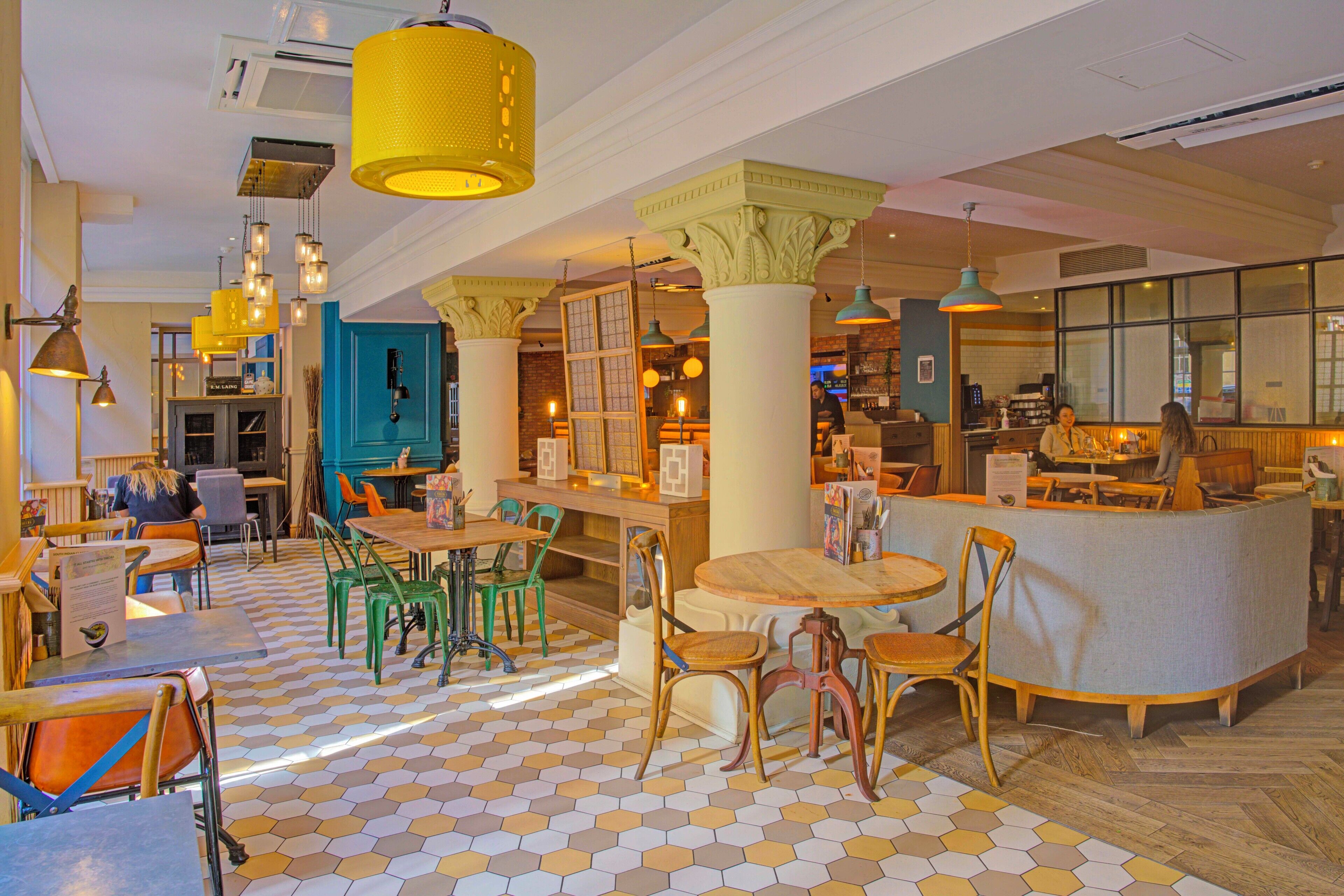 Breakfast, lunch, dinner served; British cuisine 