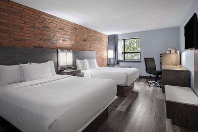 Travelodge by Wyndham Barrie