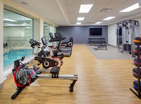 DoubleTree by Hilton Toronto Airport - Image 21