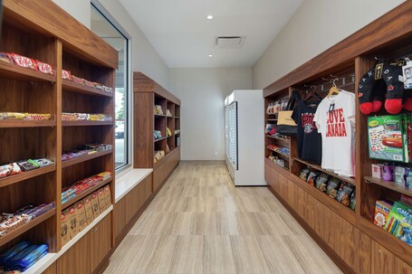 DoubleTree by Hilton Toronto Airport - Image 13