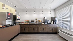 Café da manhã continental grátis todos os dias