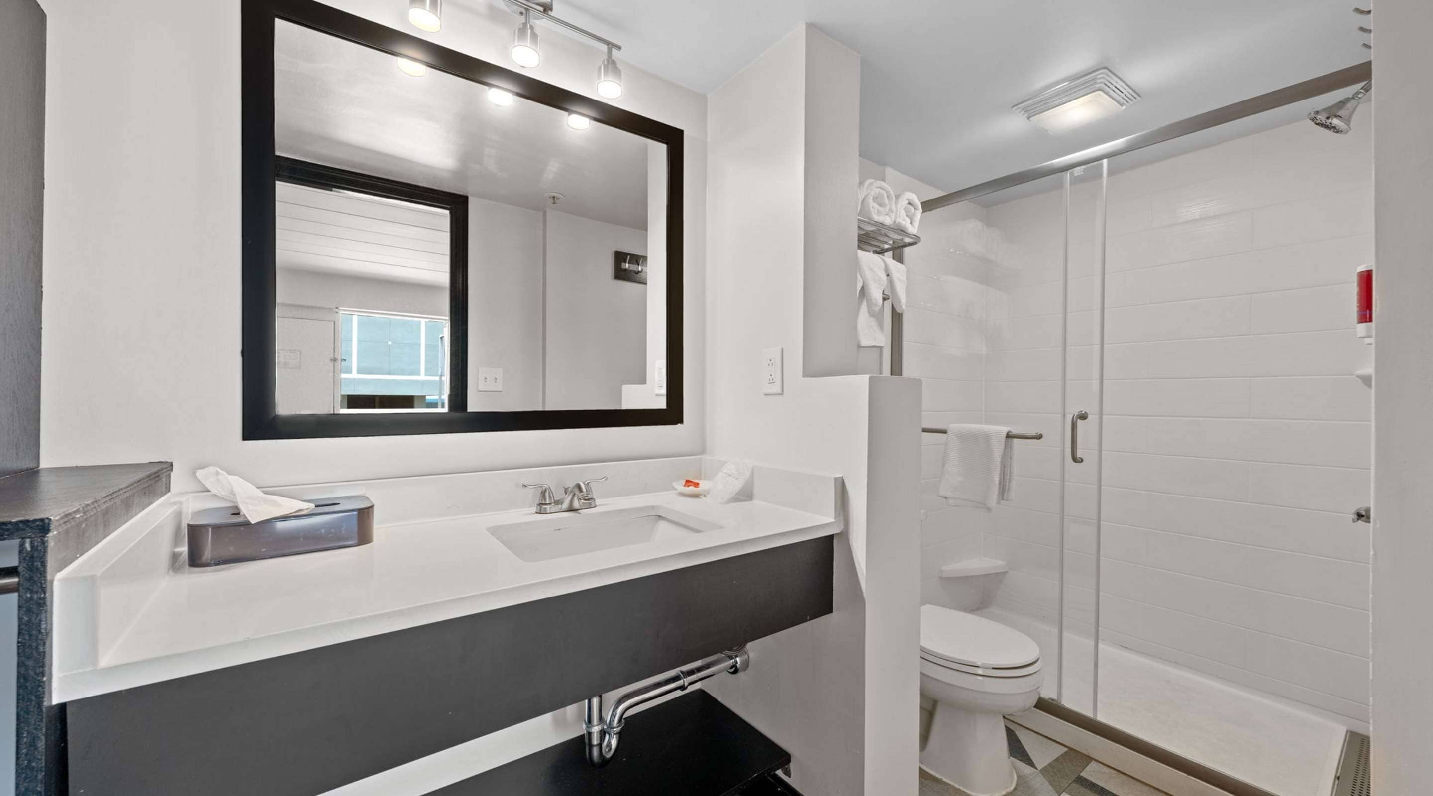 Foto - SureStay Hotel by Best Western Virginia Beach Royal Clipper