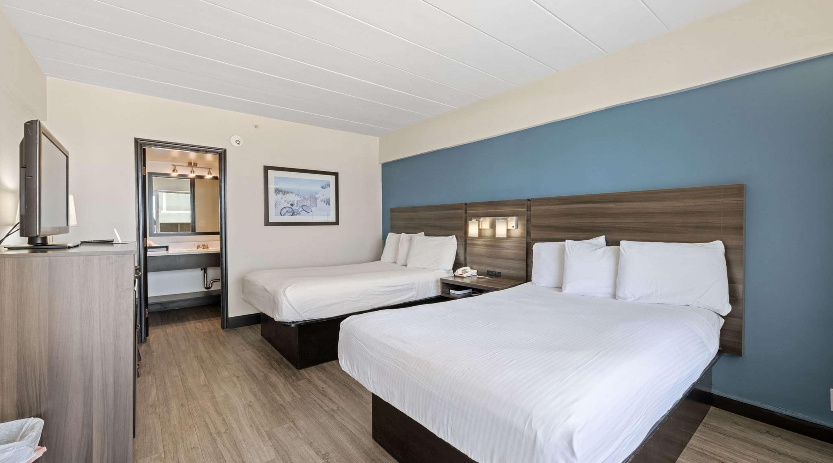 Photo - SureStay Hotel by Best Western Virginia Beach Royal Clipper