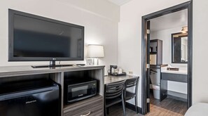 Chambre Standard, 2 lits doubles, non-fumeur, réfrigérateur et four à micro-ondes | Centre d’affaires