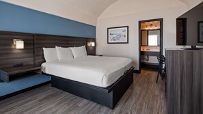 Chambre Standard, 1 très grand lit, non-fumeur, réfrigérateur et four à micro-ondes | Coffre-fort, espace de travail pour ordinateurs portables