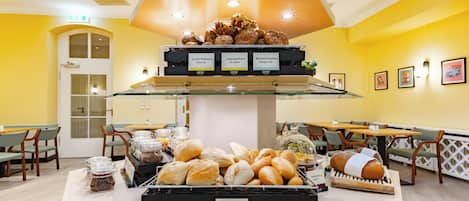 Daily buffet breakfast (EUR 17.00 per person)