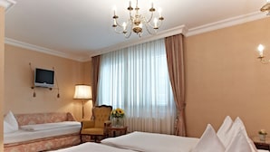Room - Savoy Garni (Vienna)