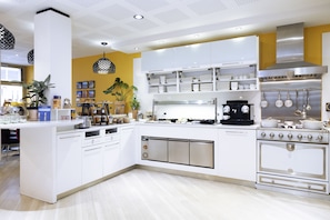 Buffet déjeuner (20 EUR par personne)