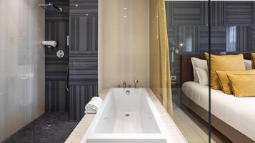 Premium bedding, minibar, in-room safe, desk