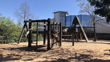 Gyermekjátszótér - kültéri