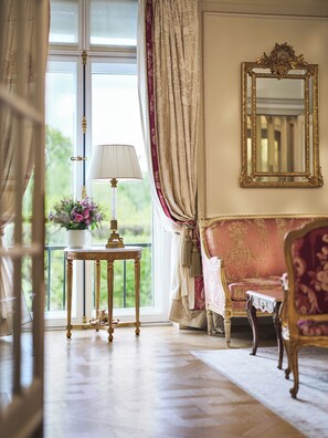 Suite, Park View (Versailles) | Premium bedding, Select Comfort beds, minibar, in-room safe