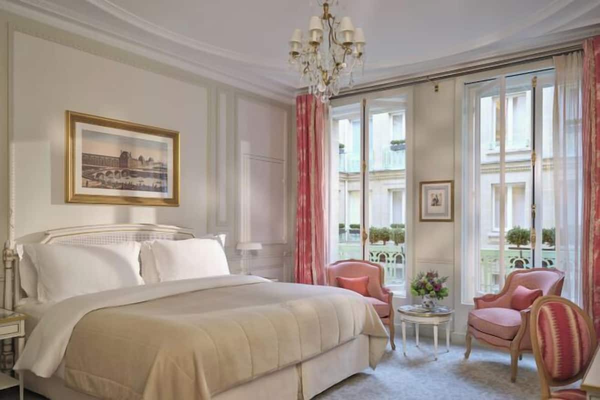 Premium bedding, Select Comfort beds, minibar, in-room safe