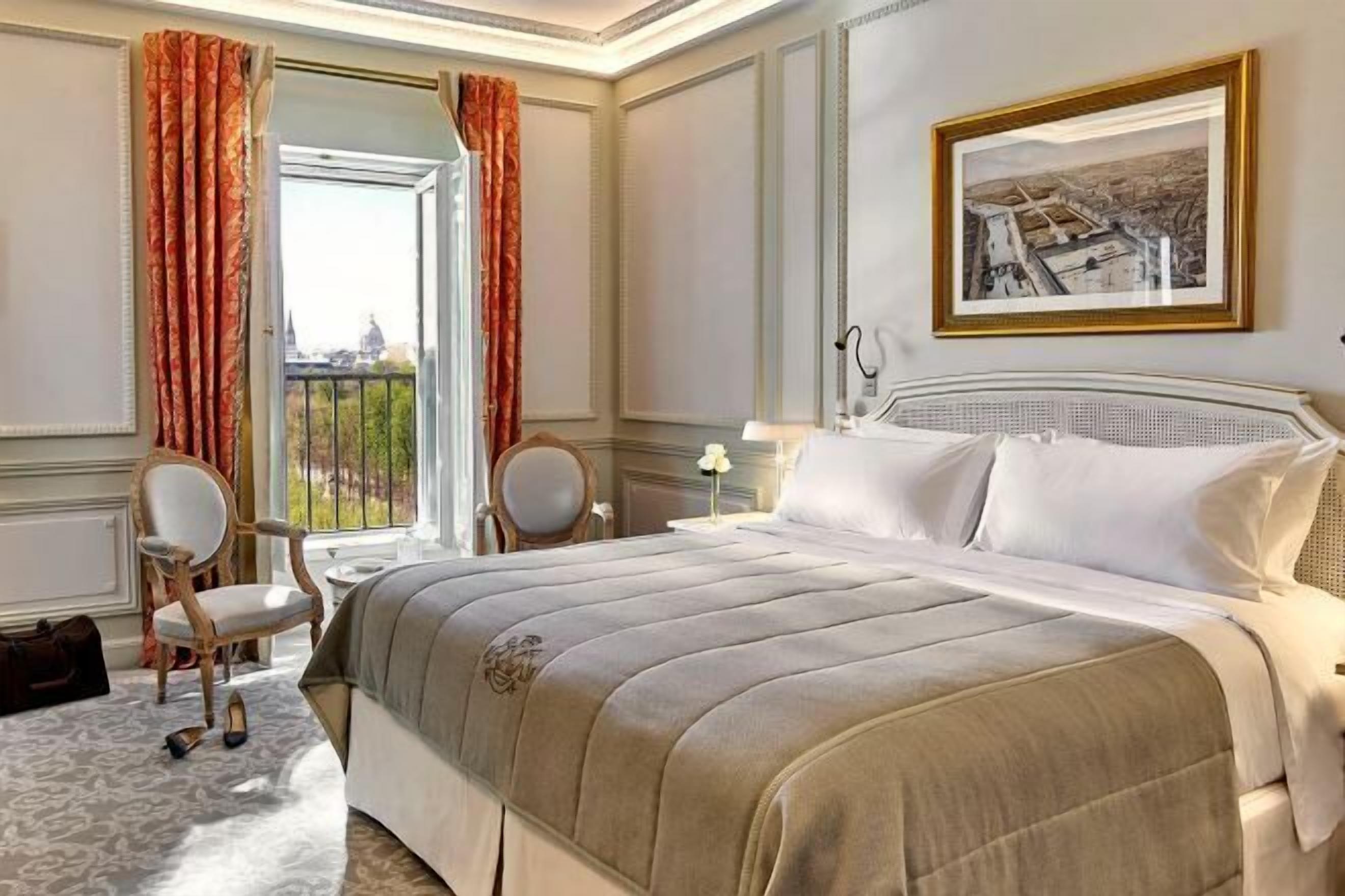 고급 침구, 셀렉트 컴포트 침대, 미니바, 객실 내 금고