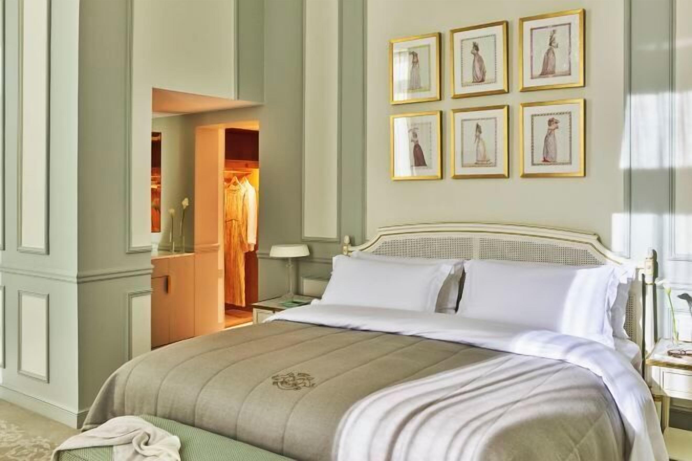 고급 침구, 셀렉트 컴포트 침대, 미니바, 객실 내 금고