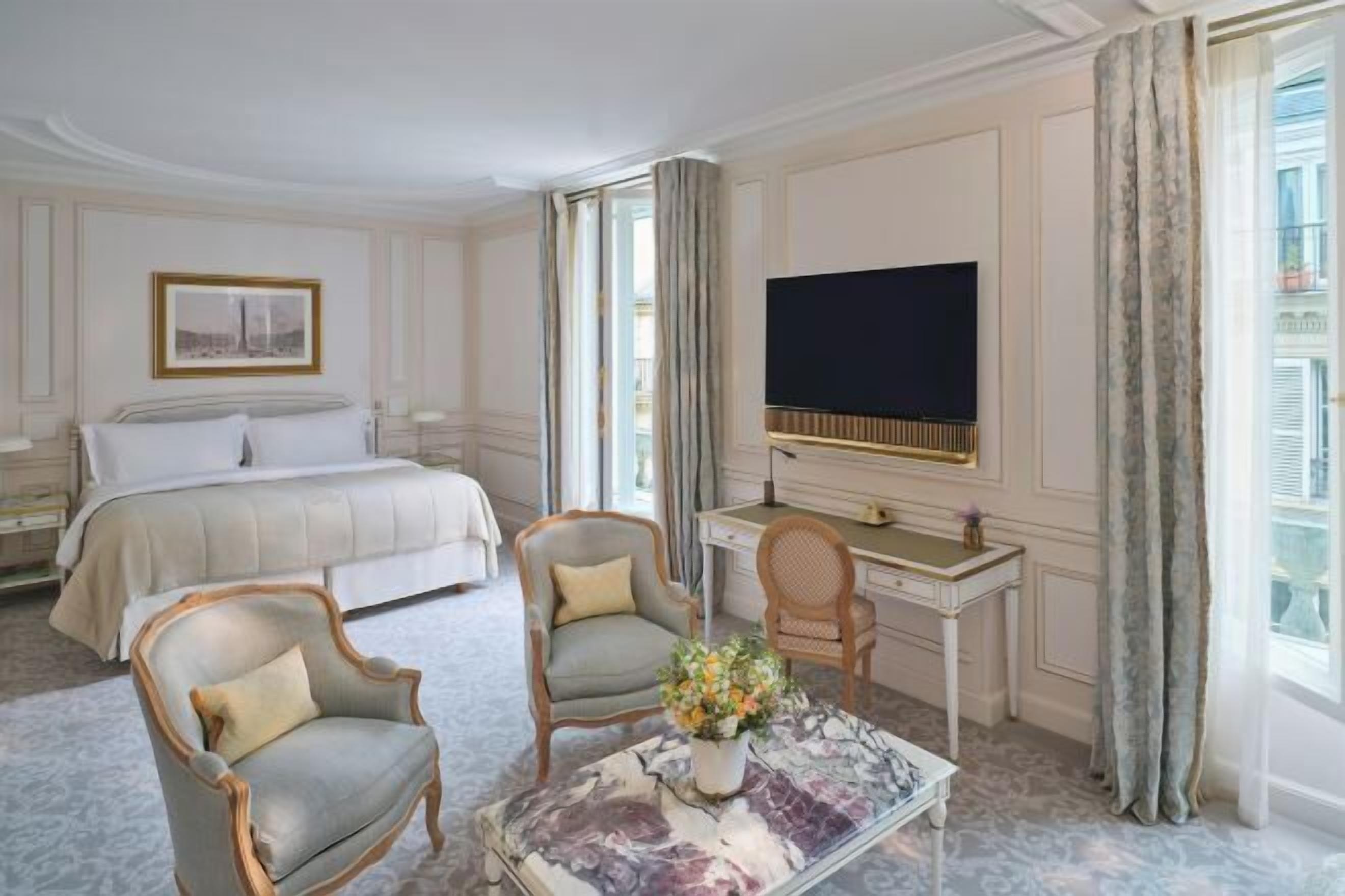 고급 침구, 셀렉트 컴포트 침대, 미니바, 객실 내 금고