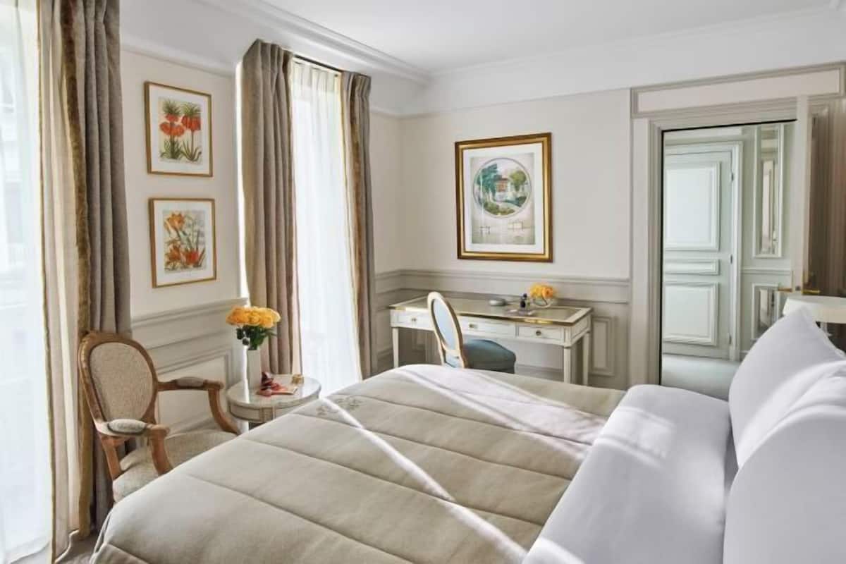 Premium bedding, Select Comfort beds, minibar, in-room safe