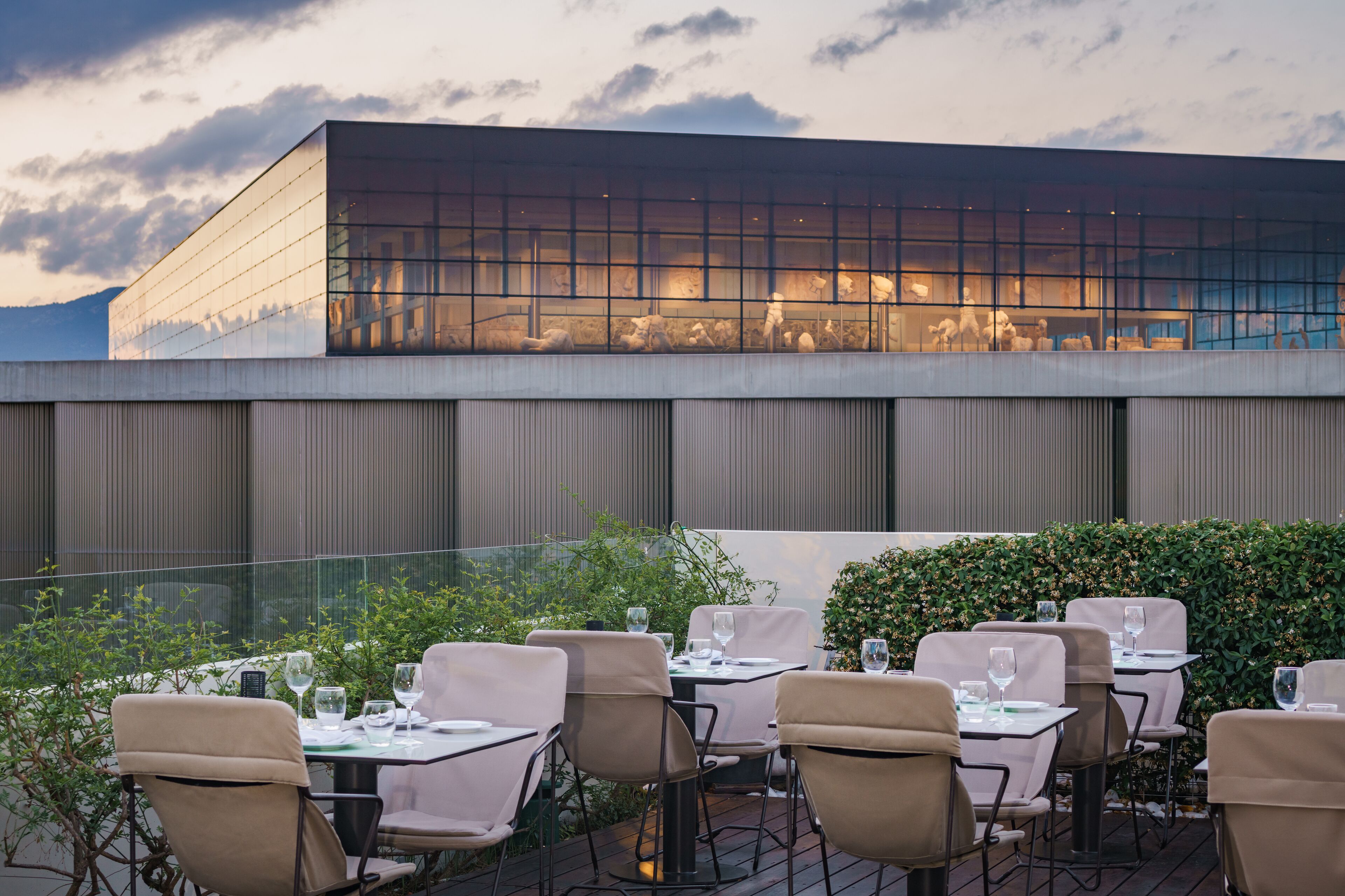 2 restaurants, breakfast, lunch, dinner served; mediterranean cuisine