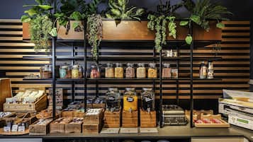 Desayuno buffet todos los días (con cargo)