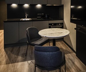 Superior Studio, 1 King Bed | Minibar, in-room safe, desk, blackout curtains