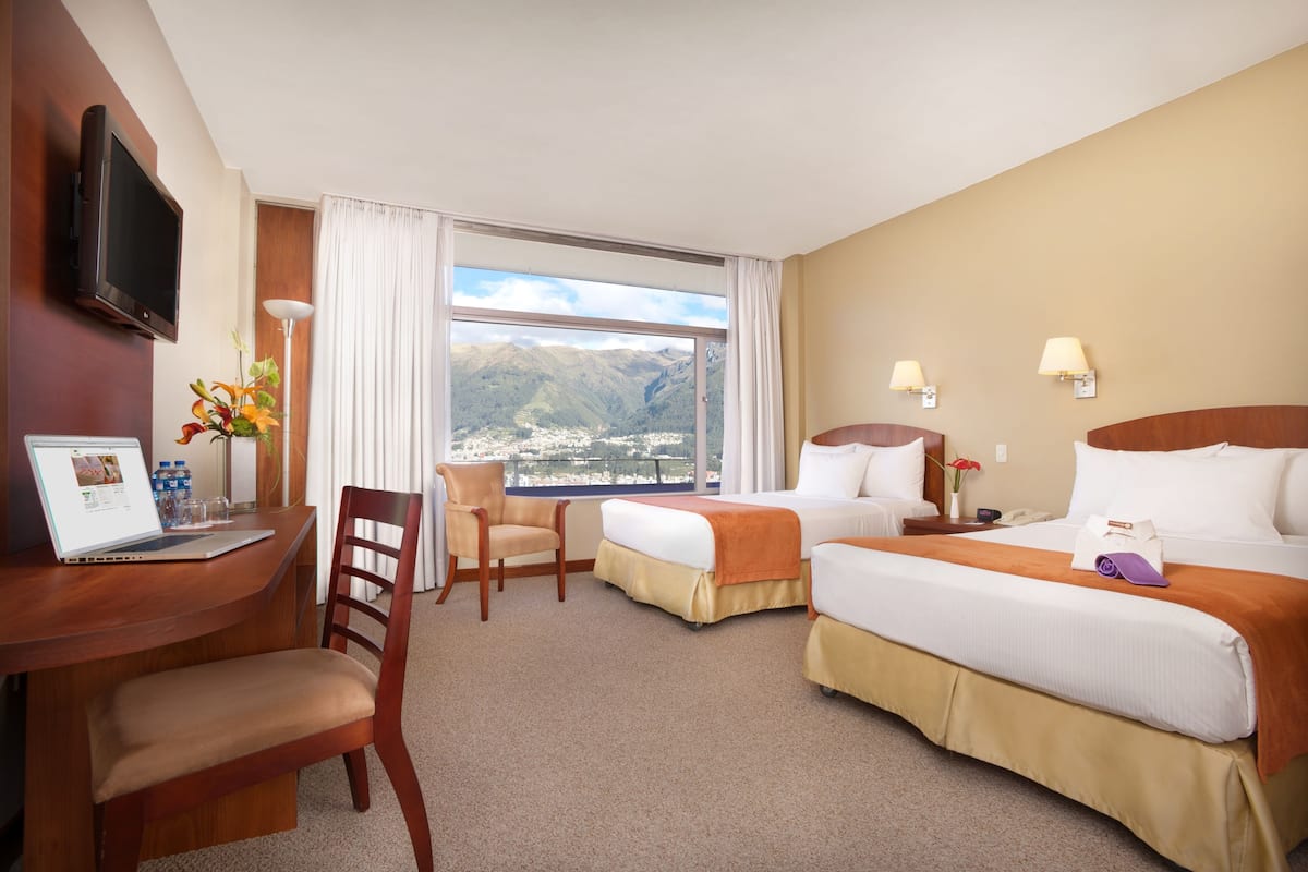 Premium bedding, in-room safe, desk, blackout curtains