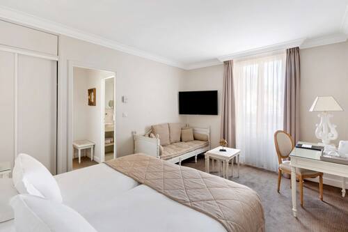 Habitación superior, 2 camas individuales, no fumadores (Larger Room) | Ropa de cama de alta calidad y colchones con acolchado adicional