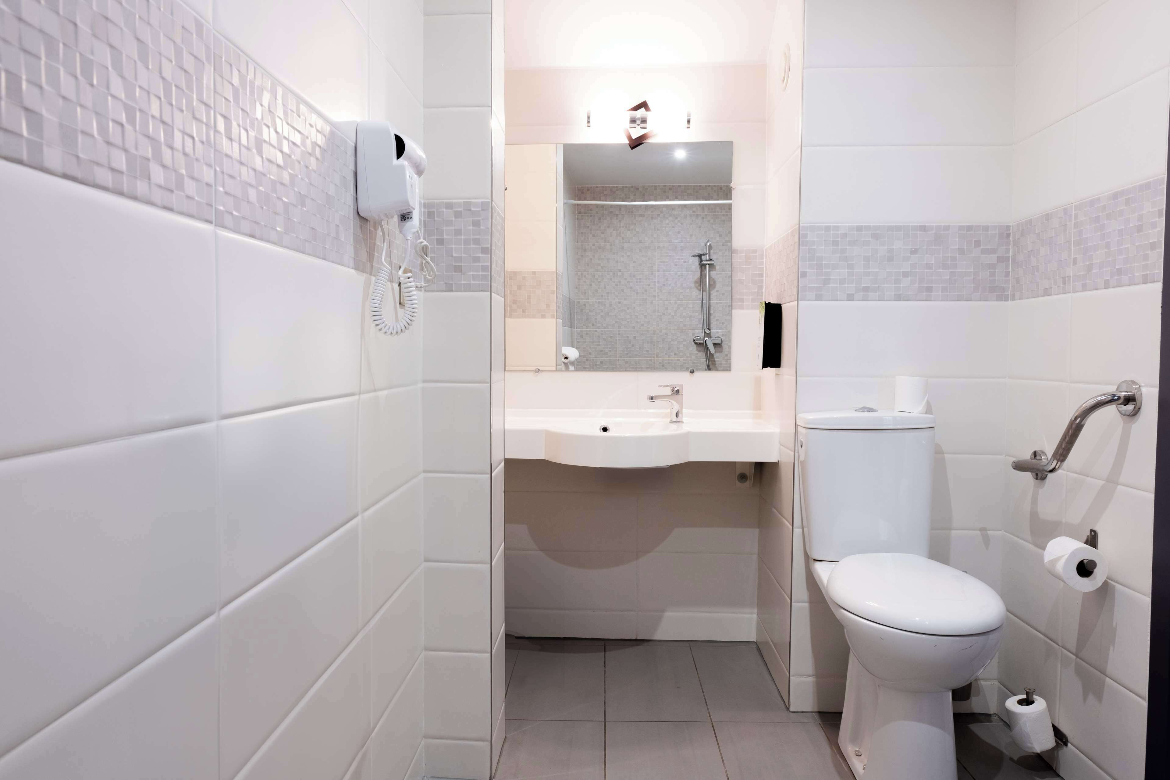 Photo - Kyriad Paris 10 - Canal Saint Martin - République