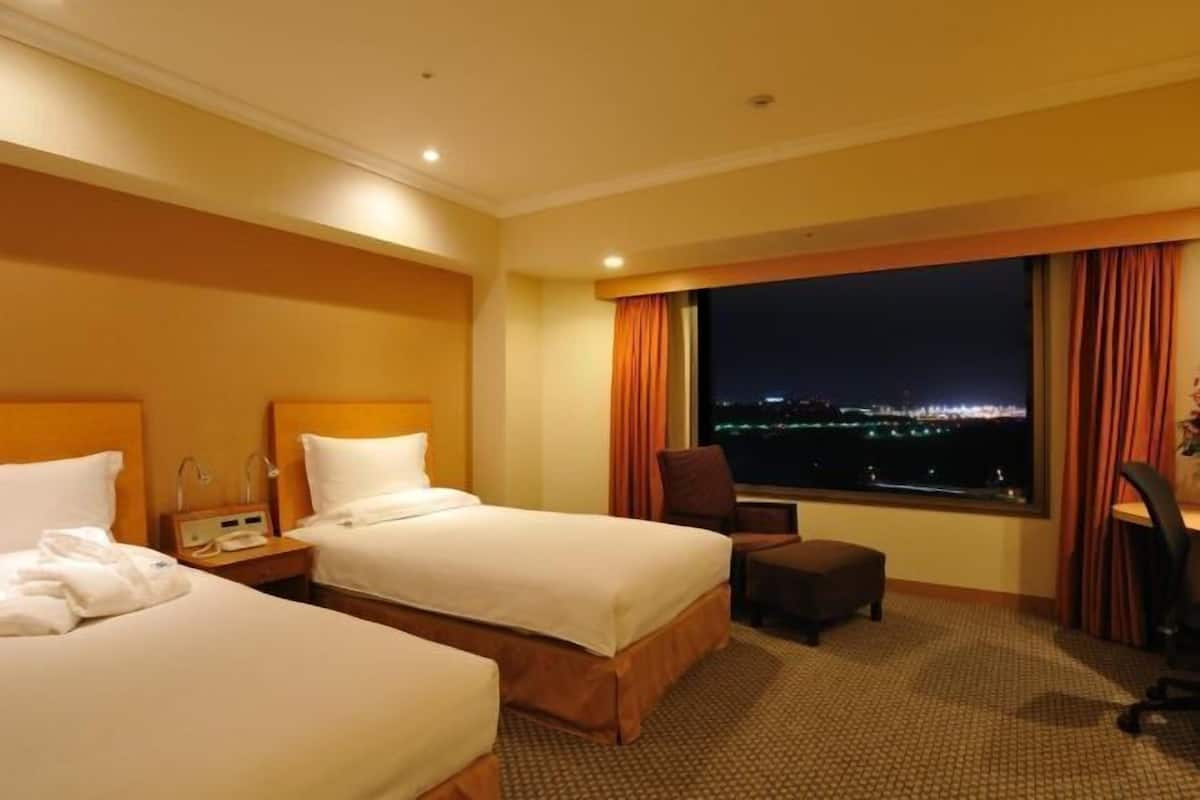 1 bedroom, minibar, in-room safe, desk
