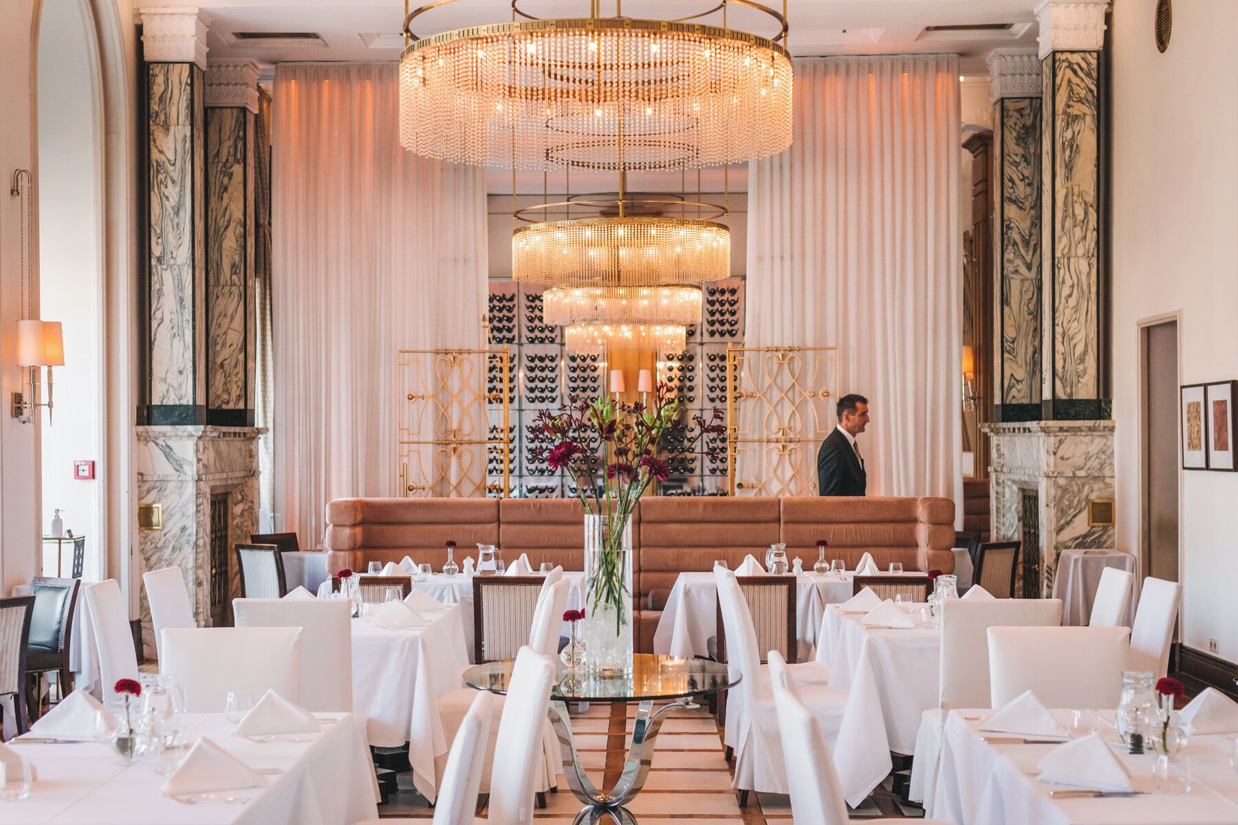 breakfast and lunch served