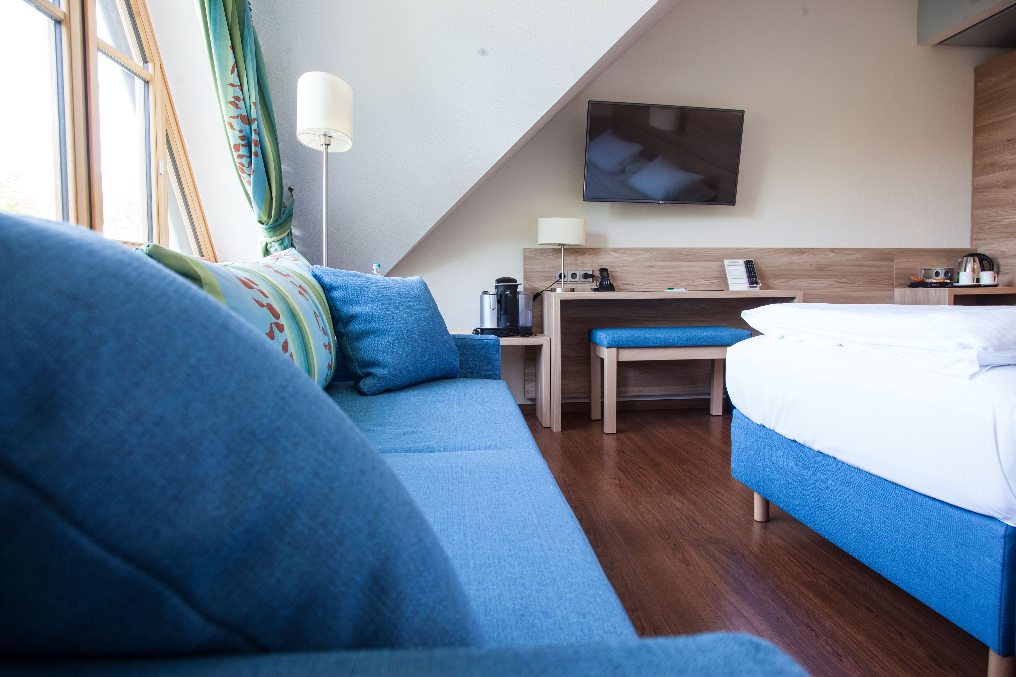 1 bedroom, premium bedding, in-room safe, desk