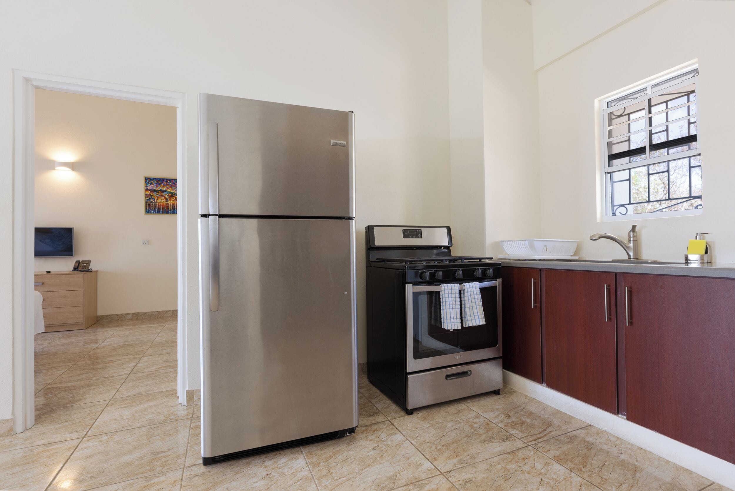 hilltop oceanview suite | in-room safe, desk, iron/ironing board, free wifi