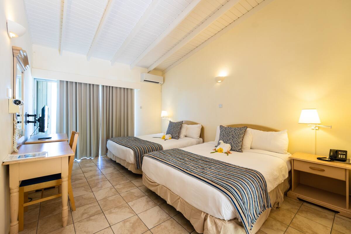 hotel room | in-room safe, desk, iron/ironing board, free wifi