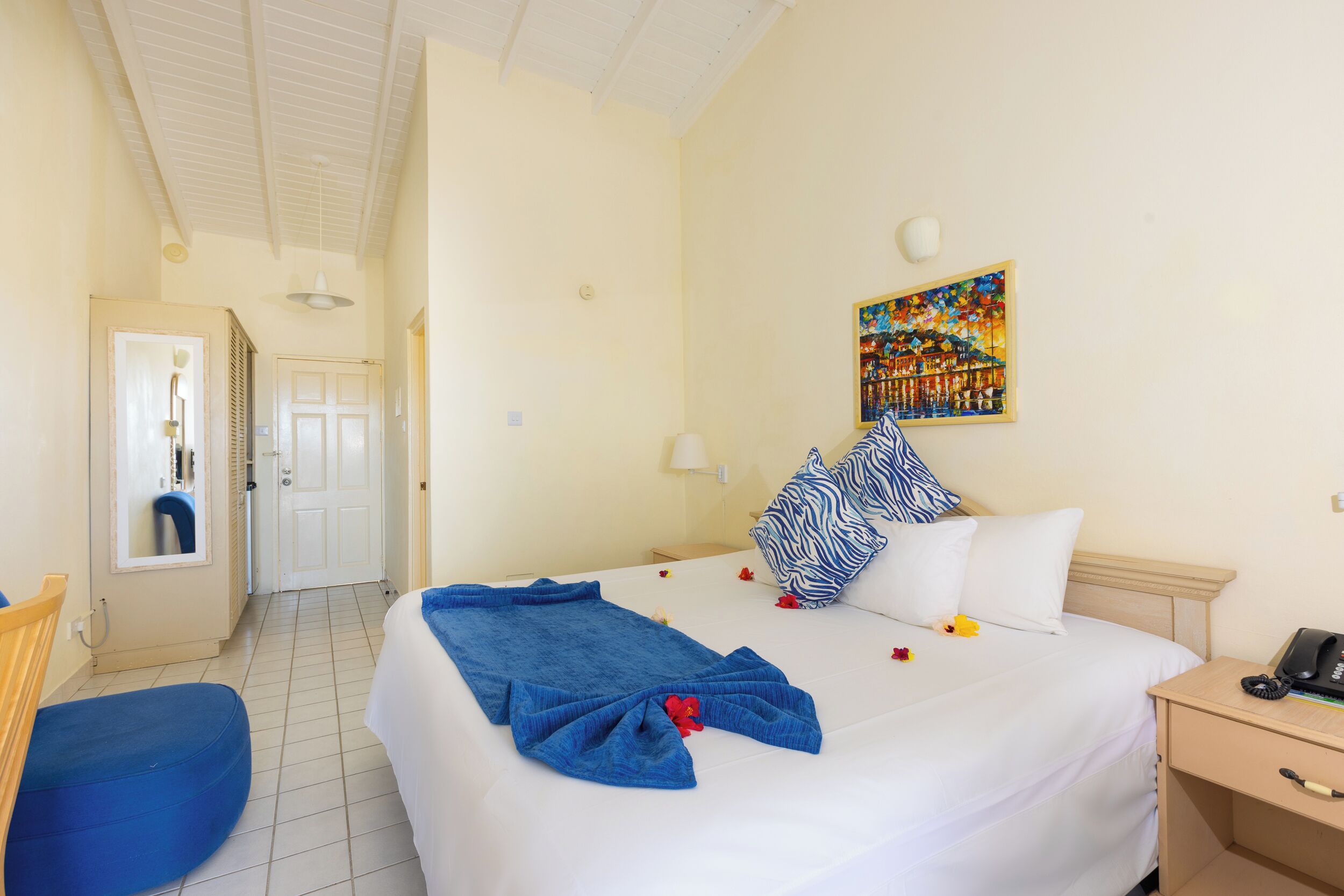 Hotel Room | In-room safe, desk, iron/ironing board, free WiFi