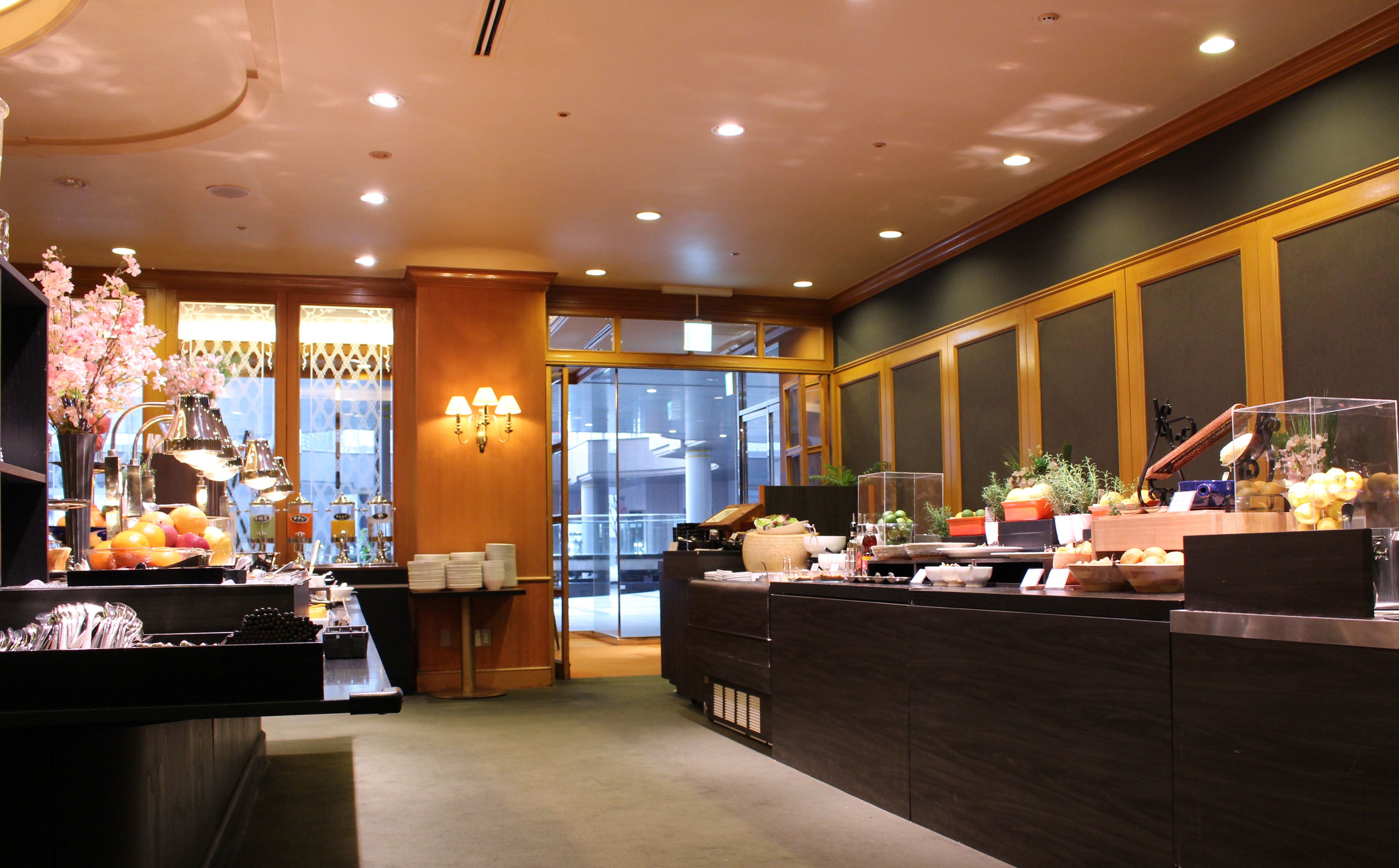 Se ofrece un desayuno bufé todos los días (por un coste adicional)