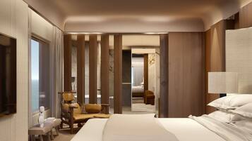 Hypo-allergenic bedding, minibar, in-room safe, desk