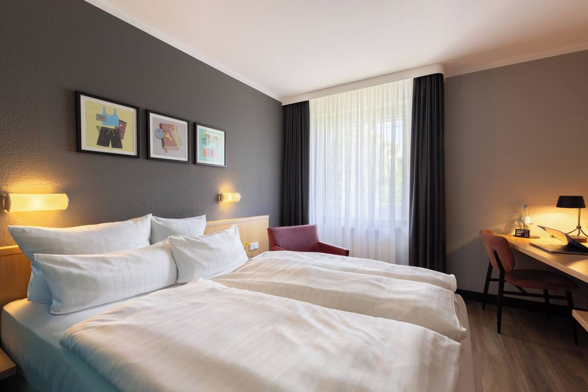 Chambre Standard, 1 lit double, vue jardin