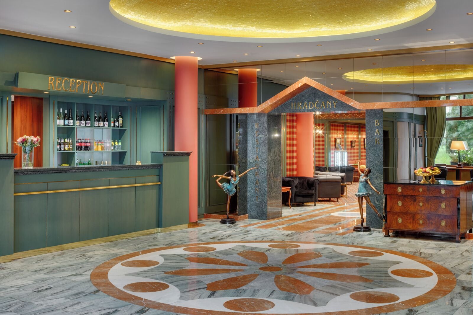 Photo - Hotel Savoy