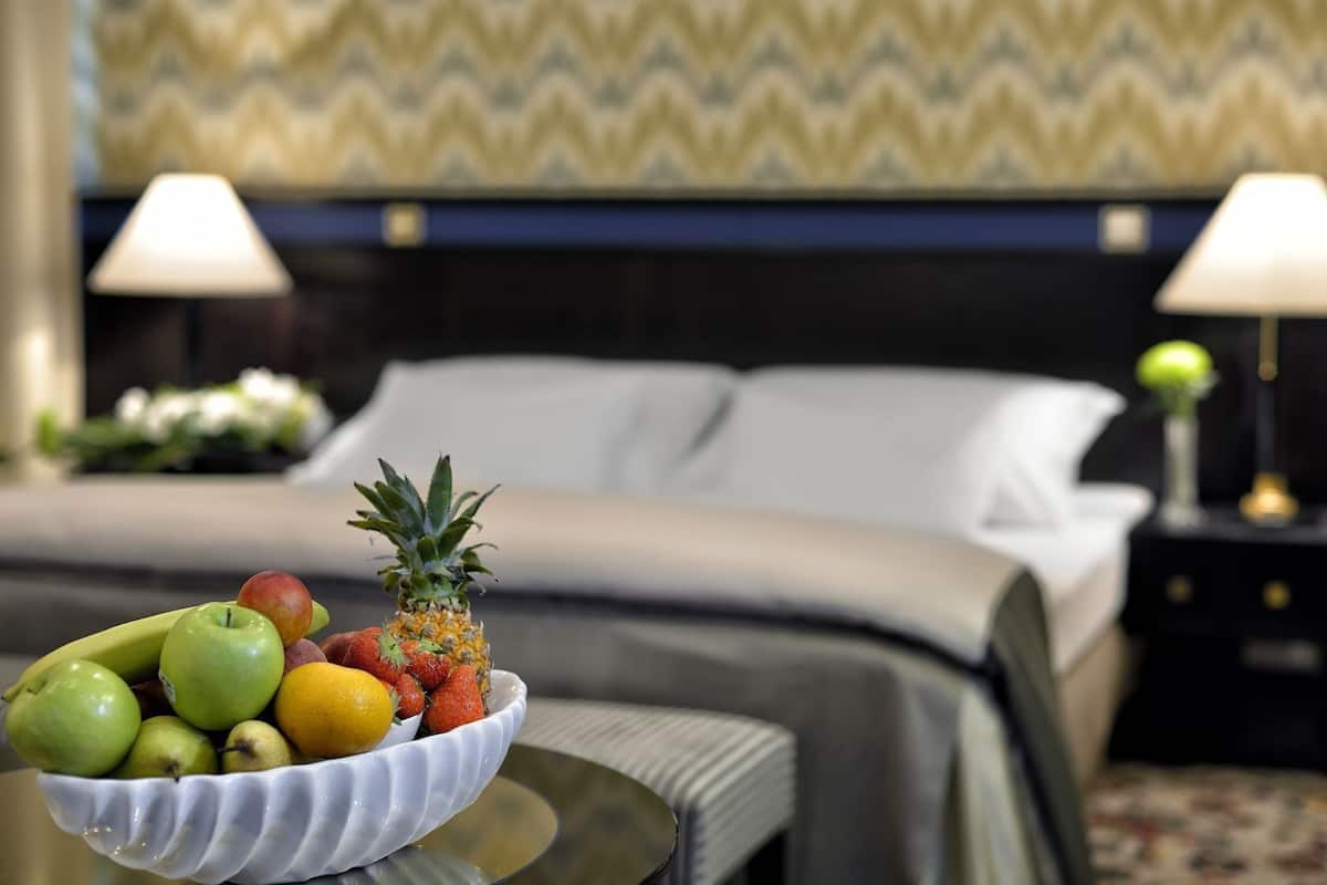 Minibar, in-room safe, desk, laptop workspace