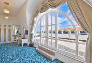 Savoy Suite with Terrace | Terrass/Patio