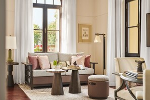 Premium bedding, down comforters, minibar, in-room safe