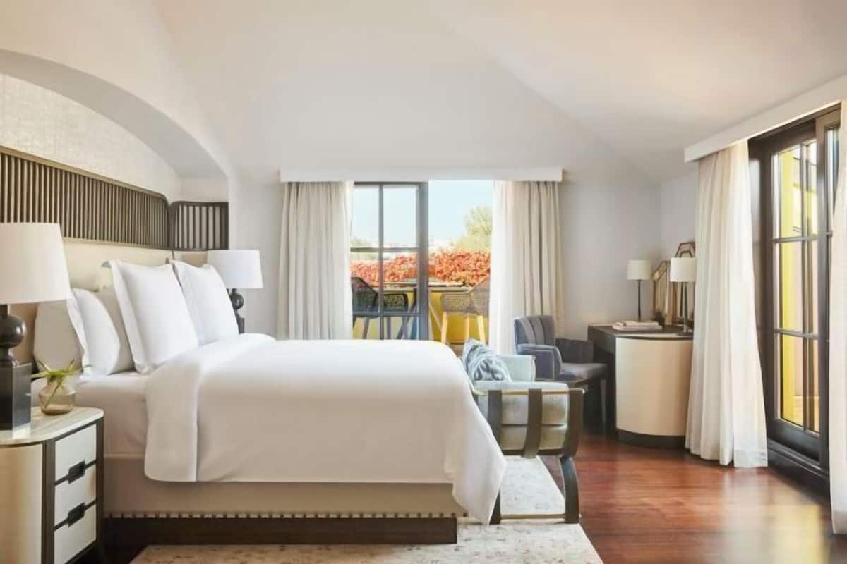 Literie de qualité, couette en duvet, minibar