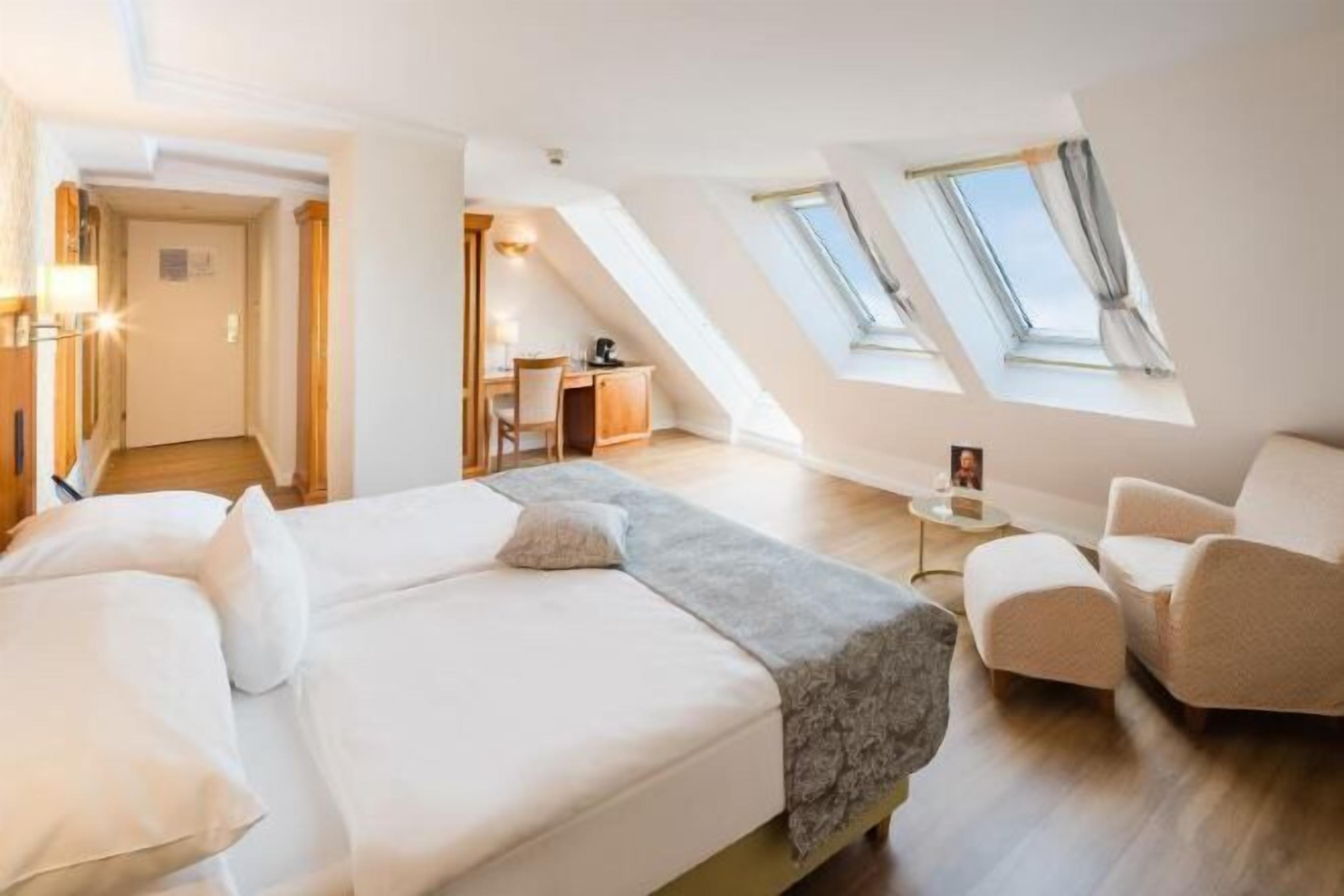 Premium bedding, pillow-top beds, in-room safe, individually decorated