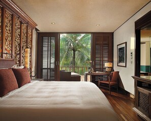 Family Suite, Multiple Beds, Non Smoking | Minibar, in-room safe, desk, blackout drapes - Four Seasons Resort Bali at Sayan (Ubud)