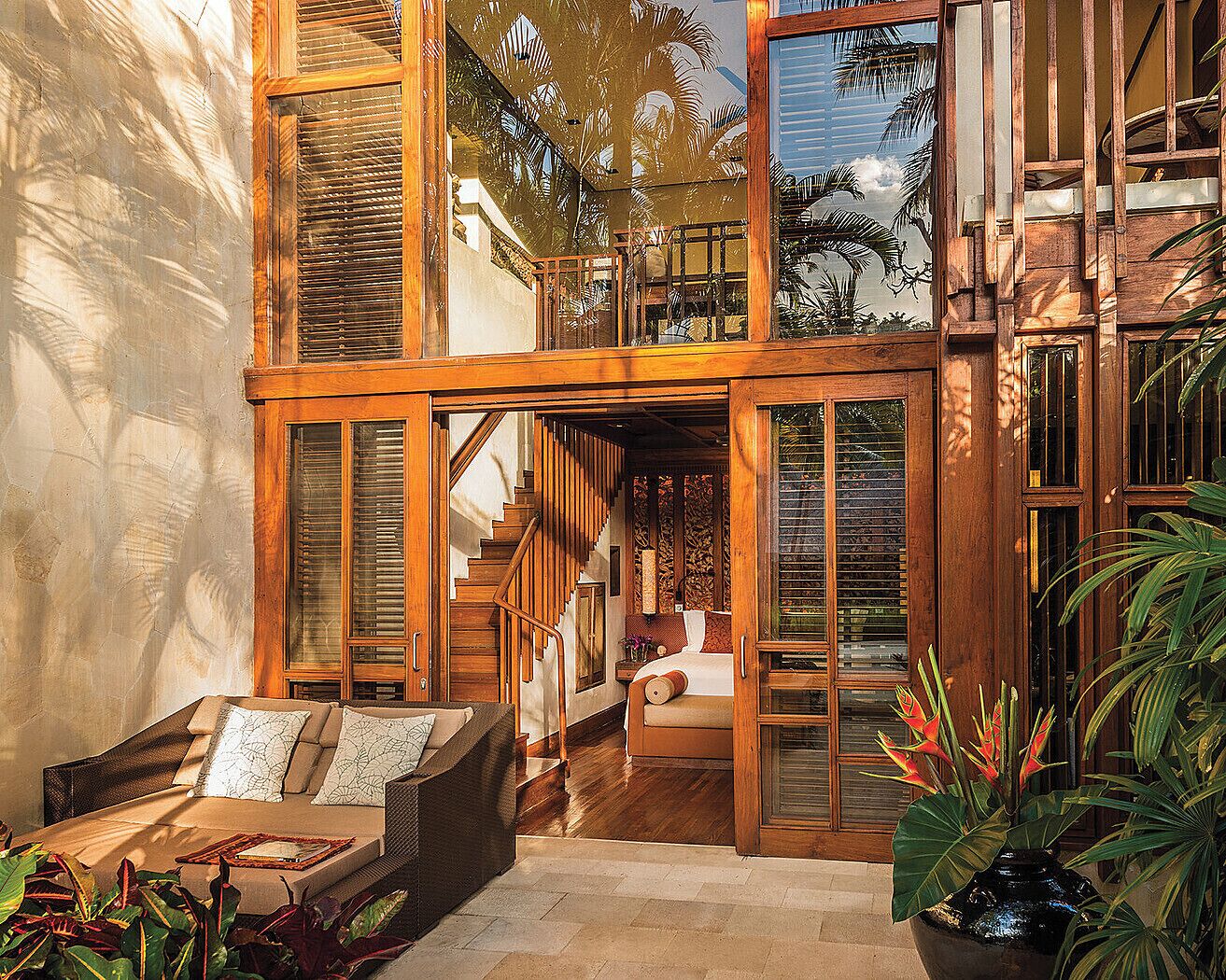 One Bedroom Duplex Suite | Minibar, in-room safe, desk, blackout curtains