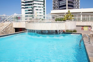 Outdoor pool - Hotel Atlante Plaza (Recife)