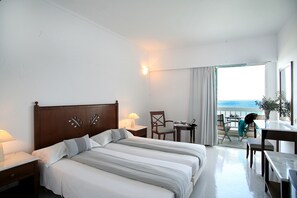 In-room safe, iron/ironing board, free WiFi