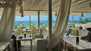 Restaurant - Golden Beach Tinos (Tinos)