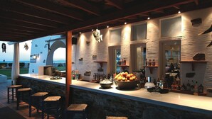 Bar (en la propiedad)