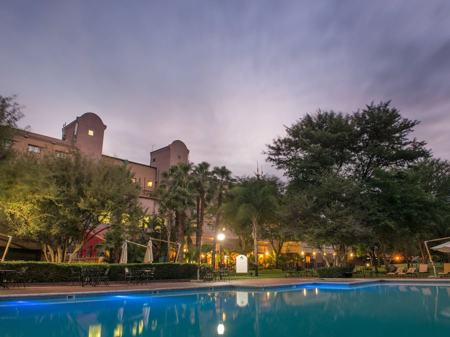 Quarto superior, 1 cama King | Piscina externa