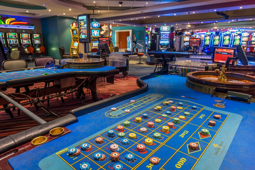 The Grand Palm Hotel Casino Convention Resort by null